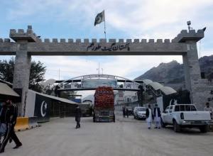 تصویر دروازه تورخم 