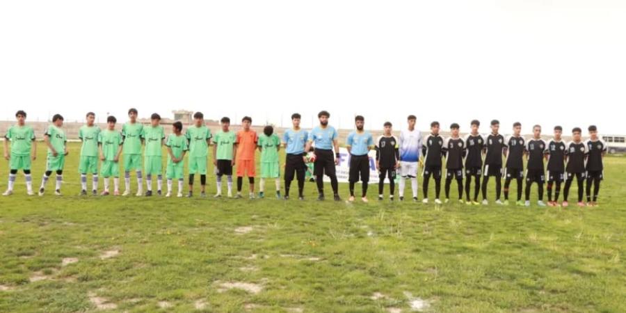 a picture of teams at this tornement 